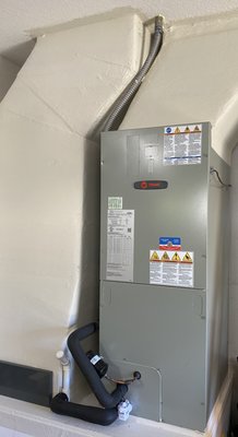 New 2.5-ton 15.25 SEER Trane Heat Pump replacement. - New Trane 2.5-ton heat pump installation for Mrs. B. Removed all existing equipment, undersized and kinked flex duct return riser in attic, refrigerant lines. We repaired and re-lined platform and installed a new plywood platform top. We increased air flow capacity with new rigid duct return riser and added a new 4" merv-11 filter case. Installed new drain line with new overflow protection switch and a clean out tee. We re-leveled the existing grade around condensing unit. New 2.5-ton 15.25 SEER Trane Heat Pump replacement. - New Trane 2.5-ton heat pump installation for Mrs. B. Removed all existing equipment, undersized and kinked flex duct return riser in attic, refrigerant lines. We repaired and re-lined platform and installed a new plywood platform top. We increased air flow capacity with new rigid duct return riser and added a new 4" merv-11 filter case. Installed new drain line with new overflow protection switch and a clean out tee. We re-leveled the existing grade around condensing unit.