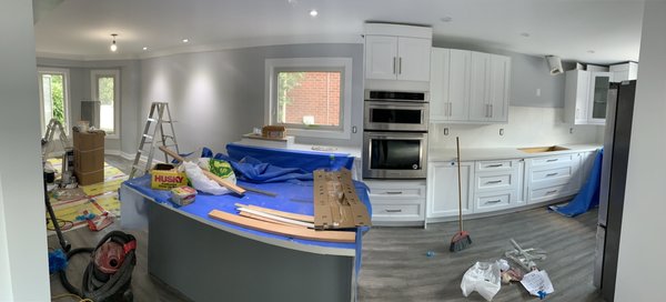 Post Construction Cleaning - These homeowners did a complete remodel of their home and it sure made a mess. They called us asking if we can turn the place around in one day as they were moving in. A full deep cleaning of the kitchen, windows, floors and washrooms all in a days work. I think the results speak for them-self!