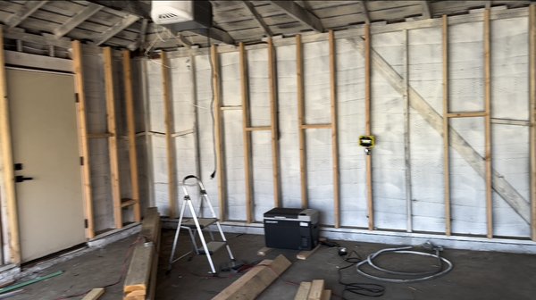We are doing repairs in the garage. It will be new very soon.😉 - We started doing this project. This garage looked bad and dreary. We will update it, add light and colors. We are doing repairs in the garage. It will be new very soon.😉 - We started doing this project. This garage looked bad and dreary. We will update it, add light and colors.