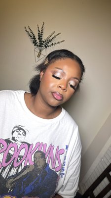 Full Glams - My goal is to enhance your features and to make sure you leave the chair satisfied with a new glow! Full Glams - My goal is to enhance your features and to make sure you leave the chair satisfied with a new glow!