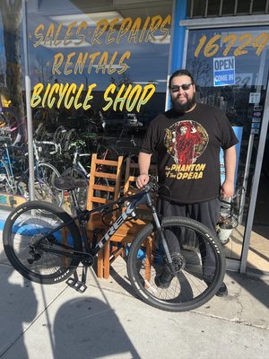 Happy Customers, Happy Bikes. - New bike owners, New DAG Riders. Join the family! Happy Customers, Happy Bikes. - New bike owners, New DAG Riders. Join the family!