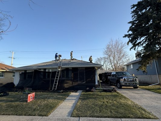 Residential GAF Silver Pledge 40 year roof system: March 2026 - 1.25 day production for this new roof system in the heart of Appleton. Customers Lee and Sherry left an amazing 5 star review on Google. Superior Quality and service on display.