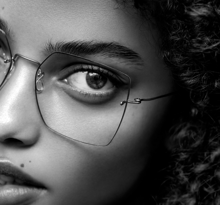 LINDBERG™ - Spirit Titanium Collection - The spirit titanium collection is clean design at its best, giving you the ideal glasses if you’re seeking absolute minimalism.
The glasses have been expertly designed to obstruct nothing on your face, furthermore: they are among our lightest
Delicate spirit temples come in numerous variations based on: elegant titanium wire, expressive titanium plate and colourful acetate – all are made without the use of screws. A wide variety of different temple designs is available in a multitude of beautiful colours – perfect for expressing your personal style. LINDBERG™ - Spirit Titanium Collection - The spirit titanium collection is clean design at its best, giving you the ideal glasses if you’re seeking absolute minimalism.
The glasses have been expertly designed to obstruct nothing on your face, furthermore: they are among our lightest
Delicate spirit temples come in numerous variations based on: elegant titanium wire, expressive titanium plate and colourful acetate – all are made without the use of screws. A wide variety of different temple designs is available in a multitude of beautiful colours – perfect for expressing your personal style.
