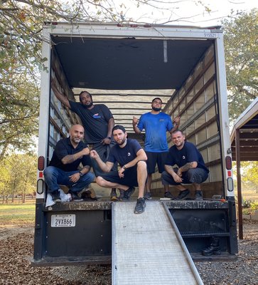 Hanging out with them Austin Texas boys after unloading 22k lbs of furniture in record time 2.5hrs. - This particular customer called me for a quote to load a couple 26’ uhaul trucks, after doing the initial free in home estimate she decided that it would be cheaper to hire us to complete the entire job. It was completed with delivery in Austin TX with in a week. Hanging out with them Austin Texas boys after unloading 22k lbs of furniture in record time 2.5hrs. - This particular customer called me for a quote to load a couple 26’ uhaul trucks, after doing the initial free in home estimate she decided that it would be cheaper to hire us to complete the entire job. It was completed with delivery in Austin TX with in a week.