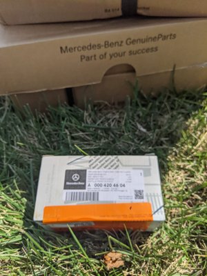 Brakes & Rotors on Mercedes Maybach - Replaced the brakes and rotors on Mercedes Maybach with all the original factory parts.

Our price :$1600
Dealership price: $2700

Customer saved $1100 and got the service done from the comfort of his home.