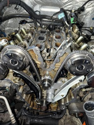 Ford f150 twin turbo. Timing chain replacement. - This ford came in with timing codes and a loud rattle at start up.
Found the water pump to be the culprit. Ford f150 twin turbo. Timing chain replacement. - This ford came in with timing codes and a loud rattle at start up.
Found the water pump to be the culprit.