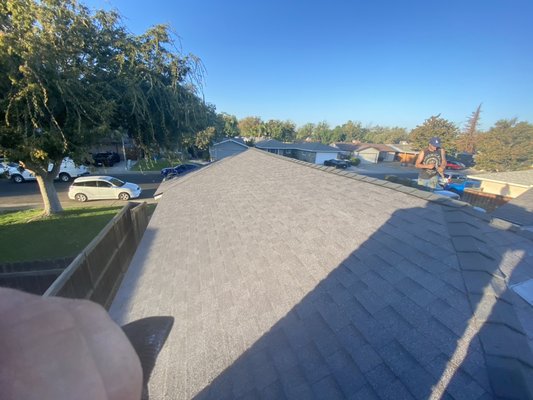 The GAF Lifetime Roofing System. - Roof makeover on a property in Modesto ca,the homeowner loved it and can now sleep peacefully during the winter!