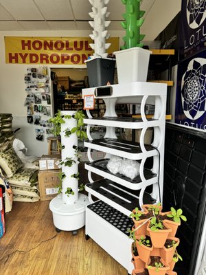 Tower Garden Assembly - Let Honolulu Hydroponics install your next Tower Garden Tower Garden Assembly - Let Honolulu Hydroponics install your next Tower Garden