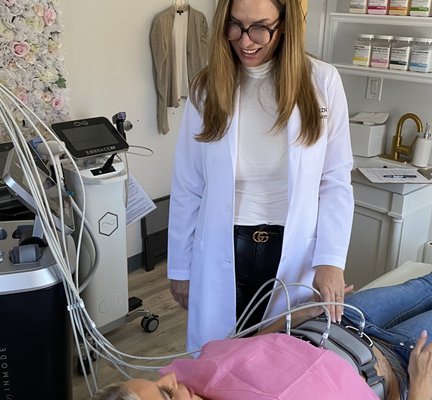 Evolve Tone - Evolve Tone at GC Skin in Sherman Oaks is a non-invasive body sculpting treatment that uses electrical muscle stimulation (EMS) to strengthen and define targeted areas like the abdomen, arms, thighs, and glutes—no surgery or downtime needed. In just 30 minutes, this hands-free treatment delivers deep muscle contractions that help tone and tighten muscles, improving overall shape and definition. It’s perfect for anyone looking to enhance their fitness results or improve muscle tone in areas that are hard to target at the gym.
Most clients need a series of 4–6 sessions spaced about a week apart, with visible results appearing gradually over 3–6 weeks. Ideal candidates are healthy, active individuals close to their goal weight who want to tone and define—not lose fat. Evolve Tone is safe, FDA-cleared, and completely customizable to your body and goals. Whether you’re prepping for an event or simply want to feel more confident in your skin, GC Skin offers expert-guided treatments to help you sculpt a stronger, more toned look—naturally. Evolve Tone - Evolve Tone at GC Skin in Sherman Oaks is a non-invasive body sculpting treatment that uses electrical muscle stimulation (EMS) to strengthen and define targeted areas like the abdomen, arms, thighs, and glutes—no surgery or downtime needed. In just 30 minutes, this hands-free treatment delivers deep muscle contractions that help tone and tighten muscles, improving overall shape and definition. It’s perfect for anyone looking to enhance their fitness results or improve muscle tone in areas that are hard to target at the gym.
Most clients need a series of 4–6 sessions spaced about a week apart, with visible results appearing gradually over 3–6 weeks. Ideal candidates are healthy, active individuals close to their goal weight who want to tone and define—not lose fat. Evolve Tone is safe, FDA-cleared, and completely customizable to your body and goals. Whether you’re prepping for an event or simply want to feel more confident in your skin, GC Skin offers expert-guided treatments to help you sculpt a stronger, more toned look—naturally.