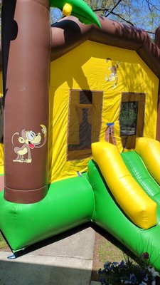 Chose a bounce house that's right for you! - We offer several varieties of bounce houses to suite all your needs. Call us today! Chose a bounce house that's right for you! - We offer several varieties of bounce houses to suite all your needs. Call us today!