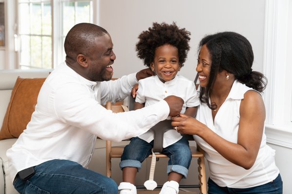 Edun Family Portraits - I recently had the pleasure of photographing a beautiful family and their joyful 1-year-old, Jimi. From giggles to snuggles, we captured genuine moments that reflect the love and connection between them. Whether you're celebrating a first birthday or simply want to freeze time with your little ones, I’d love to help tell your family’s story. Let’s create memories together—book your session today