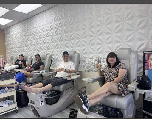 Sip, smile, and soak! Enjoy a refreshing beverage on us to make your spa day feel like a true VIP event. - From soothing pedicures to immaculate manicures, we cater to all styles and preferences.