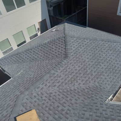 NEW ROOF - A NEW ROOF INSTALLED NEW ROOF - A NEW ROOF INSTALLED