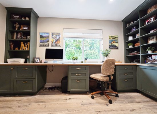 Custom Home Office Design in San Clemente - Recently, our team had the opportunity to craft a one-of-a-kind custom office in San Clemente, CA, transforming a basic downstairs bedroom into a warm, elegant, and practical workspace.