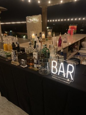 Mobile bar for any event.  - Private events.  Mobile bar for any event.  - Private events. 