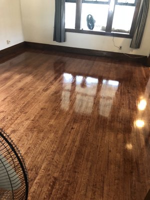 Living room floor refinished - Beautiful 100 year old wood floor that needed some TLC!
Sanded down old stain and finish and applied new stain and sealer for customer Living room floor refinished - Beautiful 100 year old wood floor that needed some TLC!
Sanded down old stain and finish and applied new stain and sealer for customer