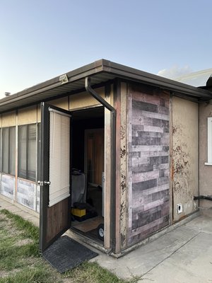 Demolition junk removal hauling - This demolition was on a house with sun patio enclosure we remove the patio and concrete base flooring 
Job was complete it in couple hour thank you for choosing us