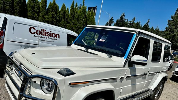 Windshield replacement - Mobile windshield replacement Windshield replacement - Mobile windshield replacement