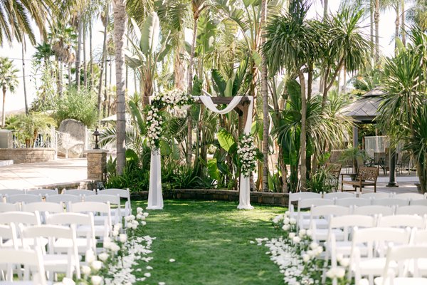 Our Favorite Ceremony Sites - Our top 3 most popular ceremony sites at Rancho De Las Palmas. Our Favorite Ceremony Sites - Our top 3 most popular ceremony sites at Rancho De Las Palmas.