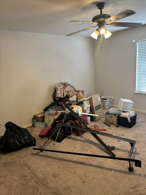 Clean out! - Moving out and need someones help to clean out any trash you no longer need? Call us for a clean out service! And let us do all the work for you!