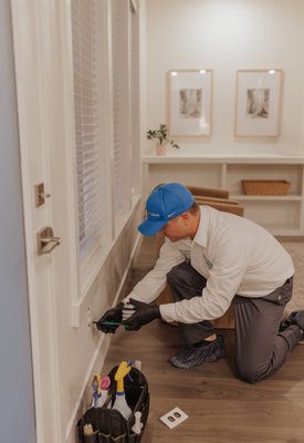 Pest control service - We stand by our service and guarantee control over the toughest pest problems. Every pest infestation is different. If activity persists between regular services, let us know and we'll return to treat at no additional charge. Our service time is usually within 24 hours (call you within minutes) and we also work late evenings and Saturdays so we can accommodate your schedule. Pest control service - We stand by our service and guarantee control over the toughest pest problems. Every pest infestation is different. If activity persists between regular services, let us know and we'll return to treat at no additional charge. Our service time is usually within 24 hours (call you within minutes) and we also work late evenings and Saturdays so we can accommodate your schedule.