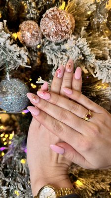 Nail Design for Christmas - Here is some nail design from our nail tech