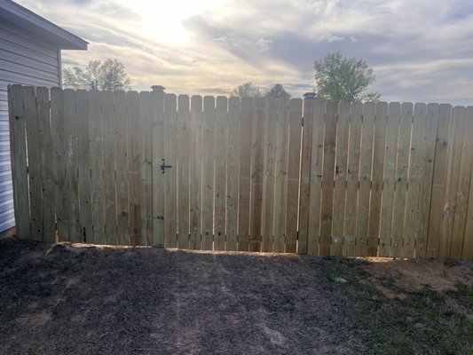 Call for your free quote. - This 6ft privacy fence gives you the privacy and protection for your family and your pets. Give us a call for your free quote on any fencing, decking & small construction needs. Call for your free quote. - This 6ft privacy fence gives you the privacy and protection for your family and your pets. Give us a call for your free quote on any fencing, decking & small construction needs.