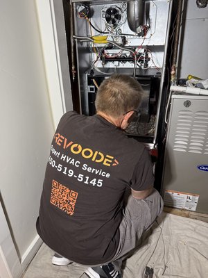 Furnace Repair & Diagnostics - Professional HVAC repair and furnace diagnostics in San Jose.

We performed a full system inspection, identified the issue through proper diagnostics, and completed the necessary repairs to restore safe and reliable heating.

All electrical components, controls, and system operation were tested to ensure consistent performance and home comfort.