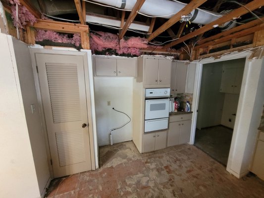 1 week kitchen remodel! - This fully gutted kitchen was needing to be turned around asap for a pushed up moving date. Was happy to be able to help! 1 week kitchen remodel! - This fully gutted kitchen was needing to be turned around asap for a pushed up moving date. Was happy to be able to help!