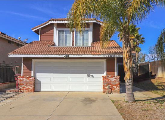 New Door Installation! - At BENZ Garage Door Services, we understand that a properly installed garage door is essential for the safety, security, and functionality of your home. That’s why we offer professional garage door installation services starting at just $1250 for a basic set.