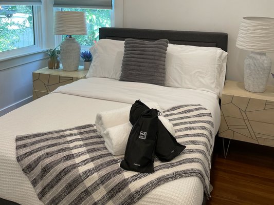 Airbnb Cleaning - Have a short term rental property in Orlando, FL and need help with finding reliable cleaners? Well, we have you covered. We performed Airbnb cleanings with a team of professionals that are in your area. Here is a project from one of our many happy customers. Airbnb Cleaning - Have a short term rental property in Orlando, FL and need help with finding reliable cleaners? Well, we have you covered. We performed Airbnb cleanings with a team of professionals that are in your area. Here is a project from one of our many happy customers.