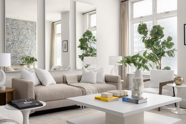 Soho Contemporary - We filled the condo with an elegant selection of furniture and art, transforming it into a finished home with chic style and inviting charm.

Photos: Evan Joseph