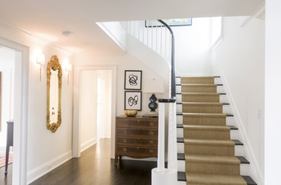 Interior painting - Quality Results
Our company one of Portland’s best known painting companies, we continue to deliver top quality service to residential and commercial clients in and around Portland. We strive to provide attentive personal service, informed consultation and beautiful, long-lasting finishes to every painting project.