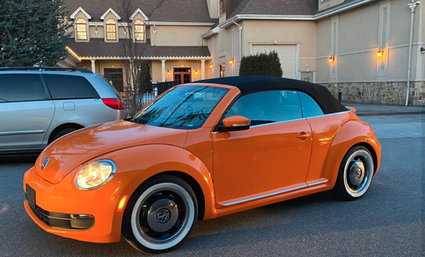 Glossy Matt Vinyl Car Wrap - 2018 Volkswagen Beetle Turbo with 3M Vinyl Gloss Bright Orange Glossy Matt Vinyl Car Wrap - 2018 Volkswagen Beetle Turbo with 3M Vinyl Gloss Bright Orange