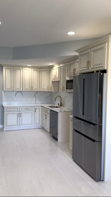 kitchen Addition - Beautiful kitchen added after this basement suffered a water damage
we ended up converting this disaster into a beautiful ADU with a Lux kitchen and Tile floors kitchen Addition - Beautiful kitchen added after this basement suffered a water damage
we ended up converting this disaster into a beautiful ADU with a Lux kitchen and Tile floors
