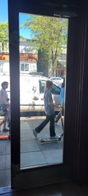 Storefront Glass Changed - Storefront glass was change in a situation of minutes! Storefront Glass Changed - Storefront glass was change in a situation of minutes!