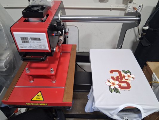 MAUI 2026 - This job is for a client who ordered 24 Jerseys shirts with a "MAUI 2026" transfer. MAUI 2026 - This job is for a client who ordered 24 Jerseys shirts with a "MAUI 2026" transfer.