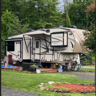 RV Air Conditioning Repair And Replacement - We come to your location. We can fix your A/C or Replace your A/C. Call today if you're having cooling issues. RV Air Conditioning Repair And Replacement - We come to your location. We can fix your A/C or Replace your A/C. Call today if you're having cooling issues.