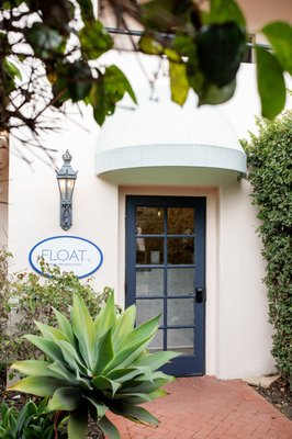 Float Luxury Spa Beachfront located at the Santa Barbara Hilton Beachfront Resort - Float Luxury Spa Beachfront is our newest location, nestled inside the Santa Barbara Hilton Beachfront Resort. Enjoy ocean views, expert care, and menu of massages, facials, and body treatments—all designed to help you relax, recharge, and feel your best. Whether you're staying at the resort or just passing through, experience the latest in coastal luxury at Float Luxury Spa Beachfront! Float Luxury Spa Beachfront located at the Santa Barbara Hilton Beachfront Resort - Float Luxury Spa Beachfront is our newest location, nestled inside the Santa Barbara Hilton Beachfront Resort. Enjoy ocean views, expert care, and menu of massages, facials, and body treatments—all designed to help you relax, recharge, and feel your best. Whether you're staying at the resort or just passing through, experience the latest in coastal luxury at Float Luxury Spa Beachfront!