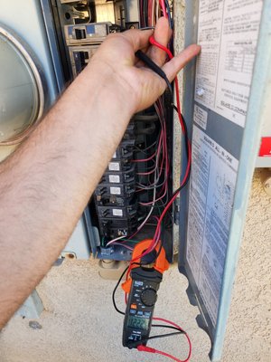 Electrical Maintenance - It is always important to supervise and maintain electricity in all the down payment of the house, we can avoid circuit cuts, fires or some other tragedy SD Electric Technologies is ready for electrical inspection! Electrical Maintenance - It is always important to supervise and maintain electricity in all the down payment of the house, we can avoid circuit cuts, fires or some other tragedy SD Electric Technologies is ready for electrical inspection!