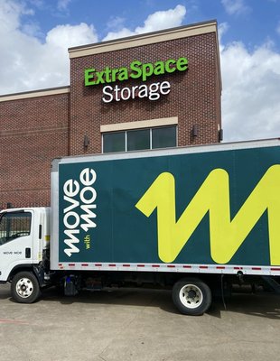 Storage Moves - Moving to or from storage? Leave it to us. We stack your unit efficiently to maximize space and keep everything secure. Storage Moves - Moving to or from storage? Leave it to us. We stack your unit efficiently to maximize space and keep everything secure.