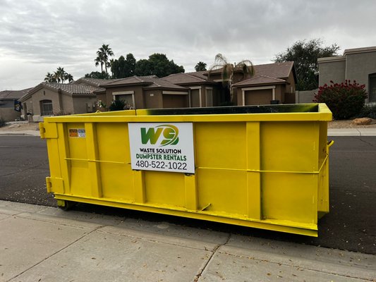 WASTE SOLUTION 10 YARDS DUMPSTER RENTAL - 10 YARDS DUMPSTER good for small garage cleanout , small remodeling , dirst and sand , can hold up to 8000 pounds WASTE SOLUTION 10 YARDS DUMPSTER RENTAL - 10 YARDS DUMPSTER good for small garage cleanout , small remodeling , dirst and sand , can hold up to 8000 pounds