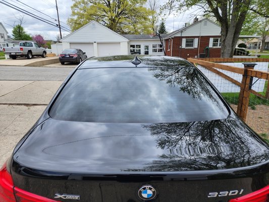 2018 BMW 3 series r&r - this was a 2018 BMW tint removal and retention, customer wanted more privacy and more heat rejection. we set him up with 20% on the sides a 2018 BMW 3 series r&r - this was a 2018 BMW tint removal and retention, customer wanted more privacy and more heat rejection. we set him up with 20% on the sides a