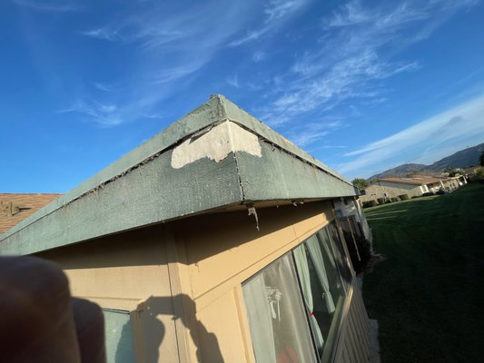 Fascia restoration - Dr. Termites successfully restored the exterior fascia of the home. After thoroughly removing dry rot and applying fungicide to prevent further growth, we used a wood filler that mimics wood without shrinking or cracking. This restoration process extends the life of the affected wood, eliminating the need for replacement. Why incur the cost of replacement when restoration offers a durable solution?