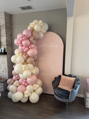 Wildflower Baby Shower - This delicate balloon arrangement in shades of blush pink, cream, and ivory is perfect for welcoming a baby girl in style. Paired with a custom backdrop reading “Our little wildflower is on her way,” it creates a warm and cozy atmosphere for an intimate baby shower.
The soft pastel tones and organic balloon garland make it an ideal photo spot, adding a touch of elegance and charm to any indoor celebration. Perfect for those who love romantic, feminine, and timeless decor. Wildflower Baby Shower - This delicate balloon arrangement in shades of blush pink, cream, and ivory is perfect for welcoming a baby girl in style. Paired with a custom backdrop reading “Our little wildflower is on her way,” it creates a warm and cozy atmosphere for an intimate baby shower.
The soft pastel tones and organic balloon garland make it an ideal photo spot, adding a touch of elegance and charm to any indoor celebration. Perfect for those who love romantic, feminine, and timeless decor.