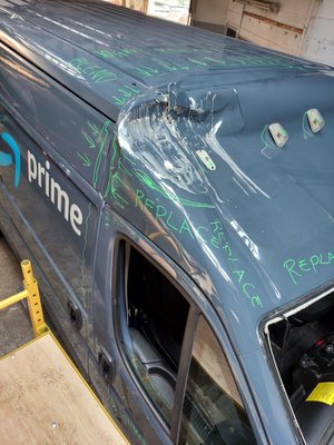 Shuttle Van - Big projects require the right team, the right equipment, and the right experience. Whether it’s heavy collision damage, major body repairs, or complete refinishing, we’re equipped to take on large-scale repairs and deliver quality results every step of the way. Don’t let major damage stress you out, call today and let us help get your vehicle back on the road.
Los proyectos grandes requieren el equipo correcto, las herramientas adecuadas y la experiencia necesaria. Ya sea daño severo por colisión, reparaciones mayores de carrocería o repintado completo, estamos preparados para realizar reparaciones de gran escala y entregar resultados de calidad en cada paso del proceso. No deje que un daño grande le cause estrés — llámenos hoy y permítanos ayudarle a poner su vehículo nuevamente en el camino.
Always a Blessing to Bless the Community.
Siempre es una bendición bendecir a la comunidad. Shuttle Van - Big projects require the right team, the right equipment, and the right experience. Whether it’s heavy collision damage, major body repairs, or complete refinishing, we’re equipped to take on large-scale repairs and deliver quality results every step of the way. Don’t let major damage stress you out, call today and let us help get your vehicle back on the road.
Los proyectos grandes requieren el equipo correcto, las herramientas adecuadas y la experiencia necesaria. Ya sea daño severo por colisión, reparaciones mayores de carrocería o repintado completo, estamos preparados para realizar reparaciones de gran escala y entregar resultados de calidad en cada paso del proceso. No deje que un daño grande le cause estrés — llámenos hoy y permítanos ayudarle a poner su vehículo nuevamente en el camino.
Always a Blessing to Bless the Community.
Siempre es una bendición bendecir a la comunidad.