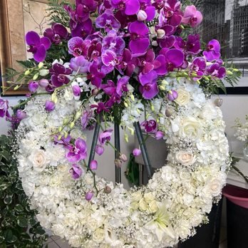 Orchid Floral Arrangements - Casa Blanca Flower has proudly served Westminster, CA since 1990. We specialize in all types of floral arrangements, from elegant bouquets to custom centerpieces, bringing beauty and creativity to every occasion. Our team has a true passion and expertise in orchids, ensuring our clients get the most unique and high-quality blooms. Whether you’re celebrating life’s milestones or just want to brighten someone’s day, trust Casa Blanca Flower for fresh, stunning arrangements and exceptional service every time.