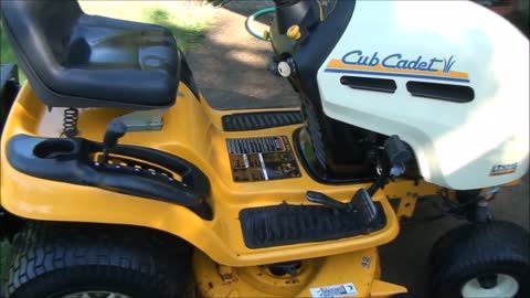 Riding Lawn Mower Repair Highlands Ranch – Engine Power Restored - Riding mower losing power during operation.

Work Completed:
• Carburetor rebuild
• Air filter replacement
• Fuel line cleaning

Result:
Full engine power restored and consistent performance.

👉 “Need mobile small engine repair in Denver? Call today.”
