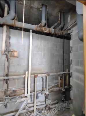apartment stack replacement - this was a partial stack replacement, in an apartment building. Manager was given high quotes, but no issue for Big Al's honest and fair pricing. After a day and a half the rotted cast iron is replaced with new PVC.