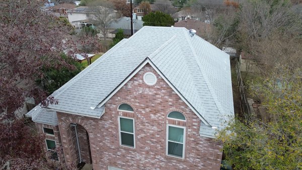 Full Roof Replacement - Insurance approved claim for new roof replacement. Completion photos of new Owens Corning laminated architectural shingle, duration series shingle in Shasta white color energy efficient color.